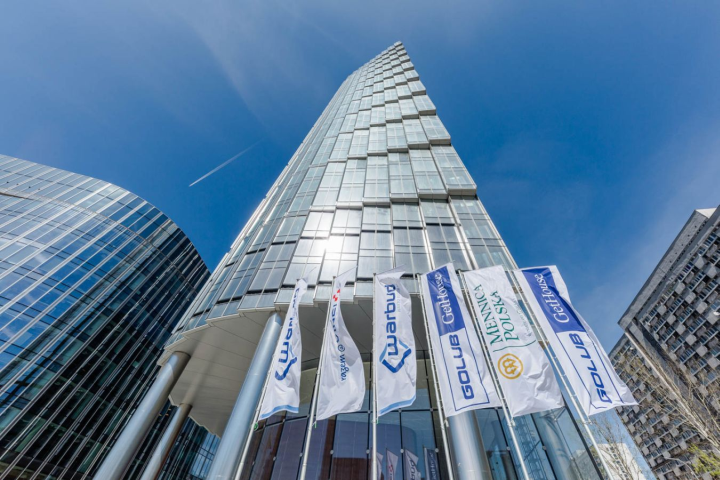 /uploads/posts/a7436a6f369a0bd6dc5cabaf697b41fb00caaef0/images/Mennica Legacy Tower_7.png